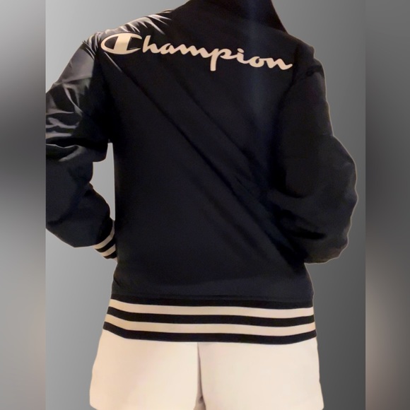 Windbreaker Jacket - Picture 6 of 7